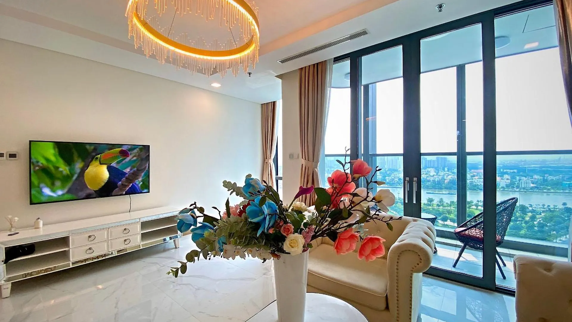 Landmark 81 Luxury Condotel Ho Chi Minh City